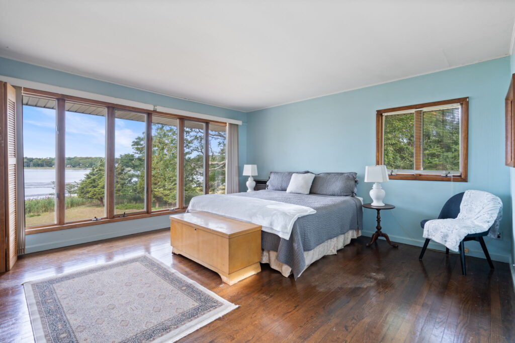 24 Conscience Circle16