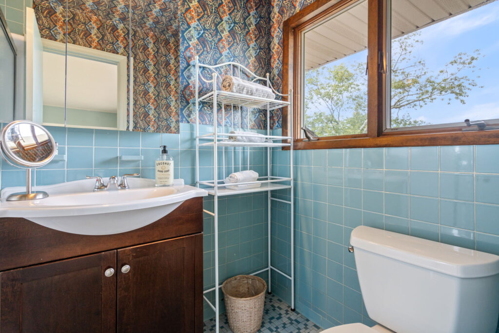 24 Conscience Circle20