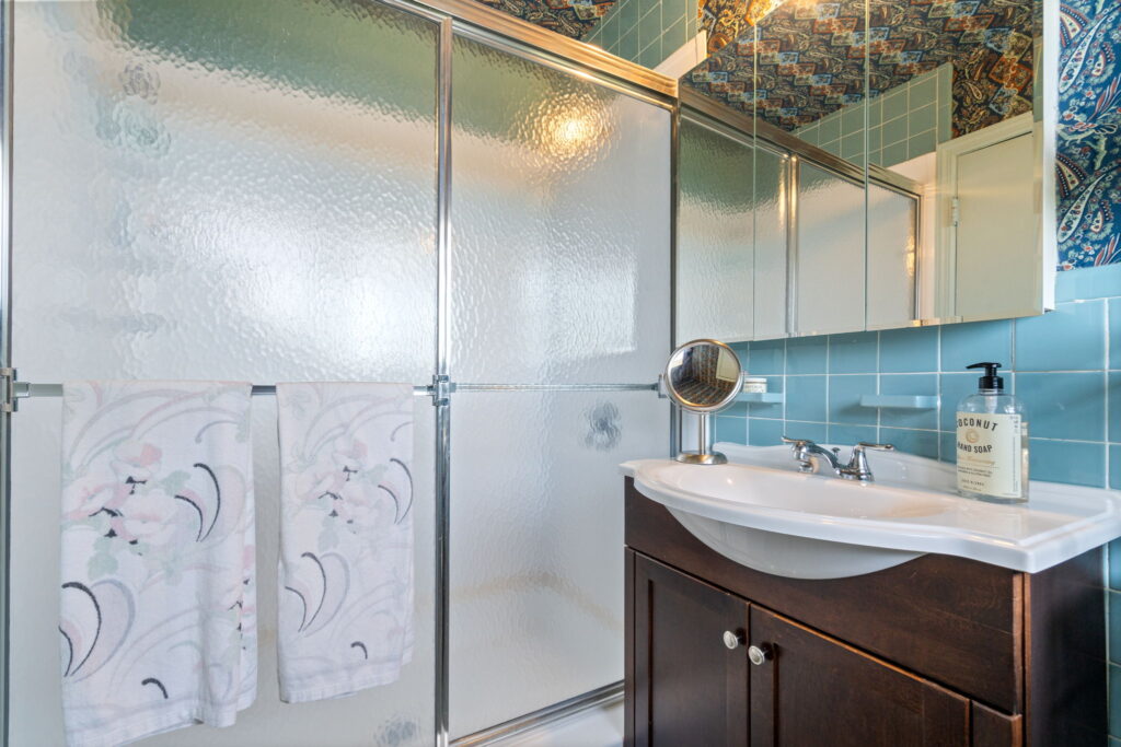 24 Conscience Circle21