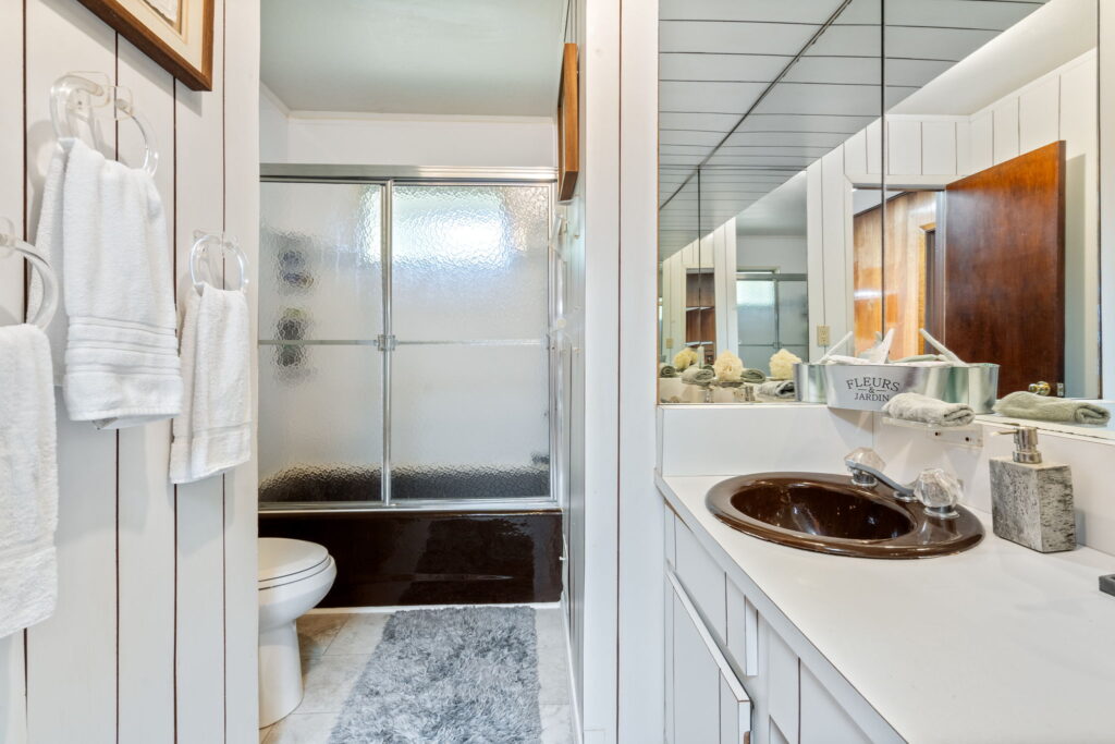 24 Conscience Circle23