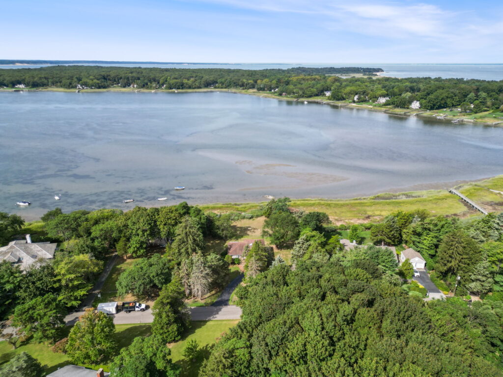 24 Conscience Circle50