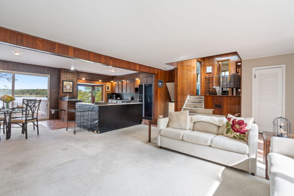 24 Conscience Circle6