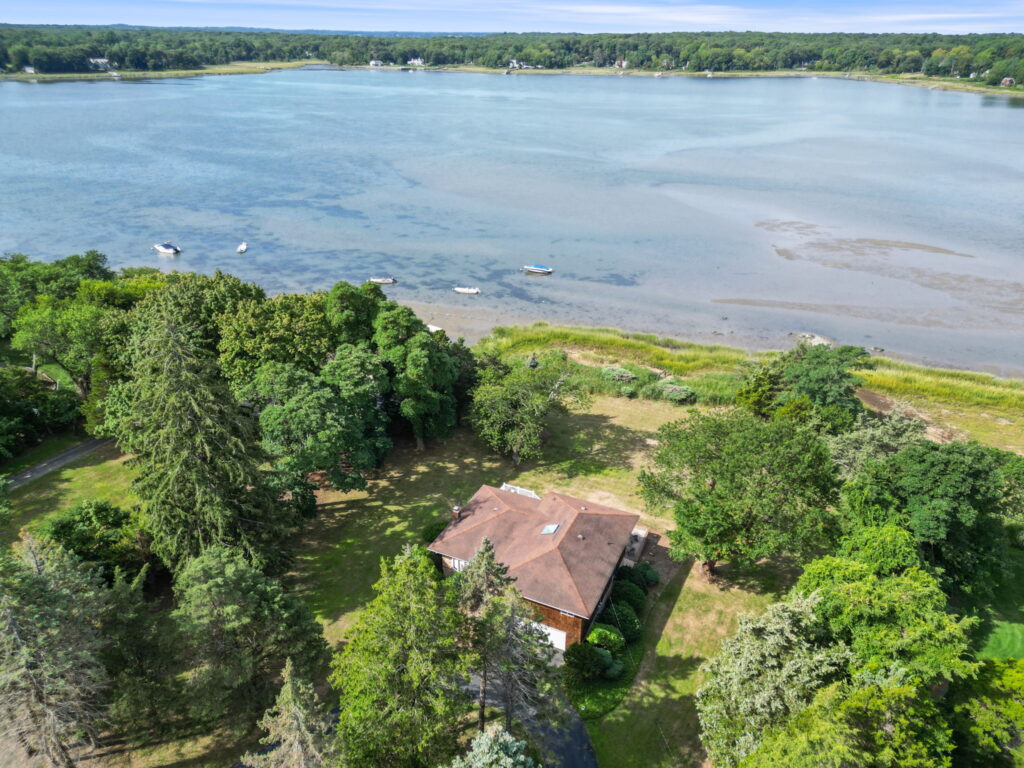 24 Conscience Circle64