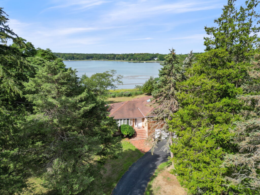 24 Conscience Circle65