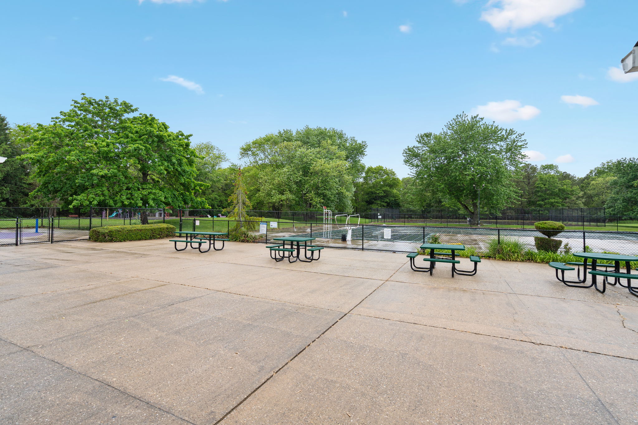 Strathmore Court Coram NY community setting