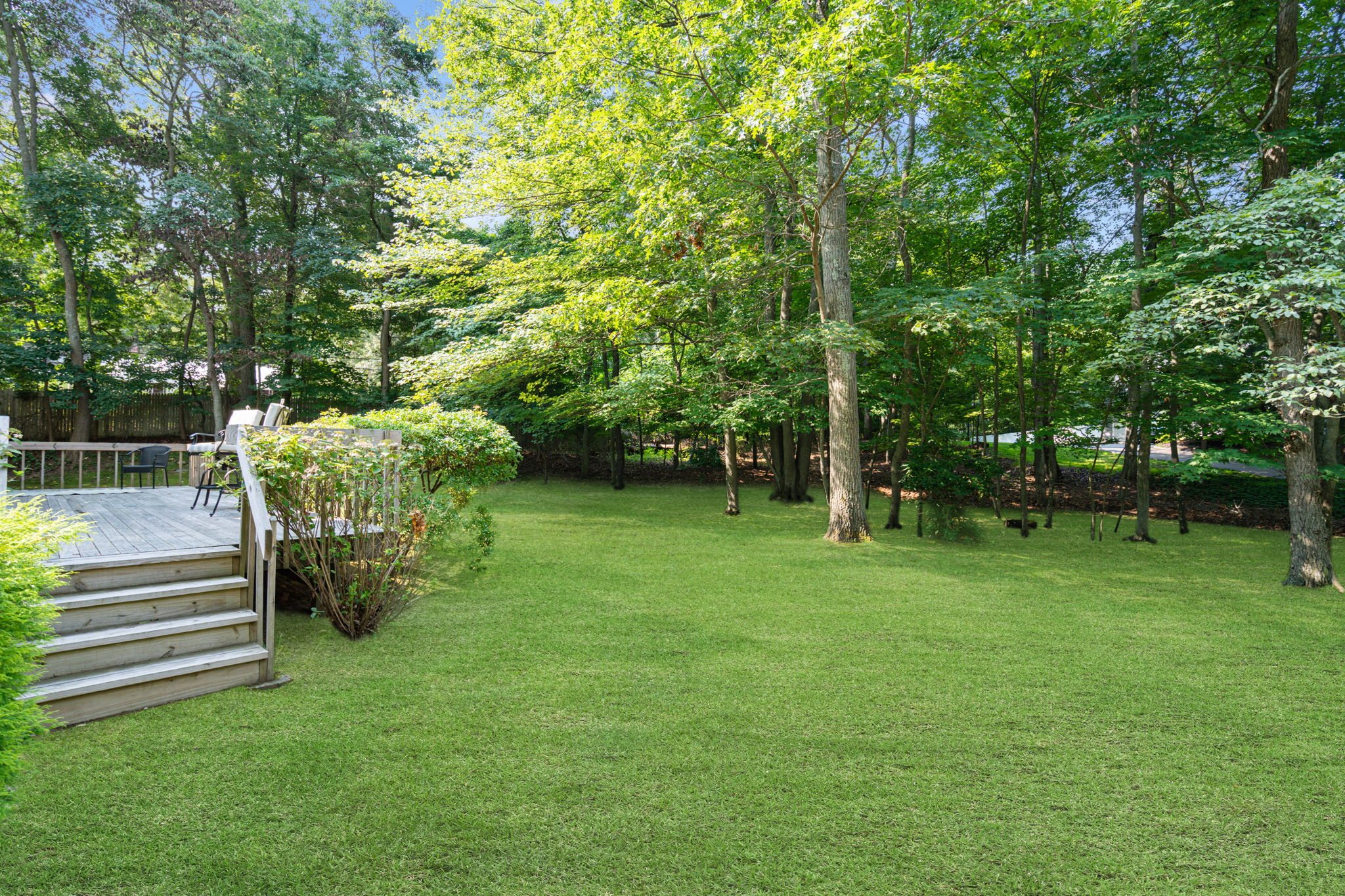 470 Pond Path East Setauket NY home